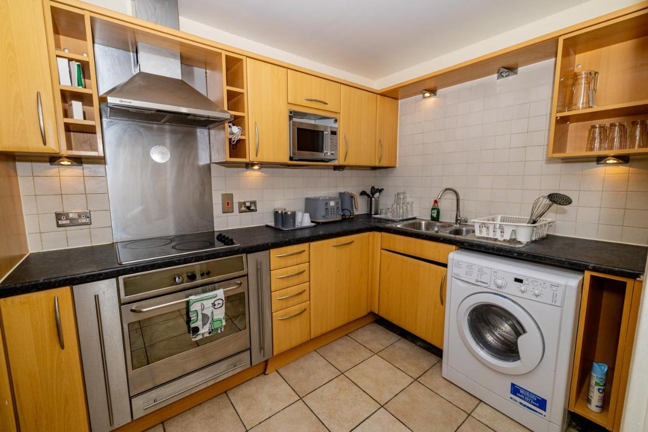Two Bed Apartment Near Canary Wharf London Luaran gambar