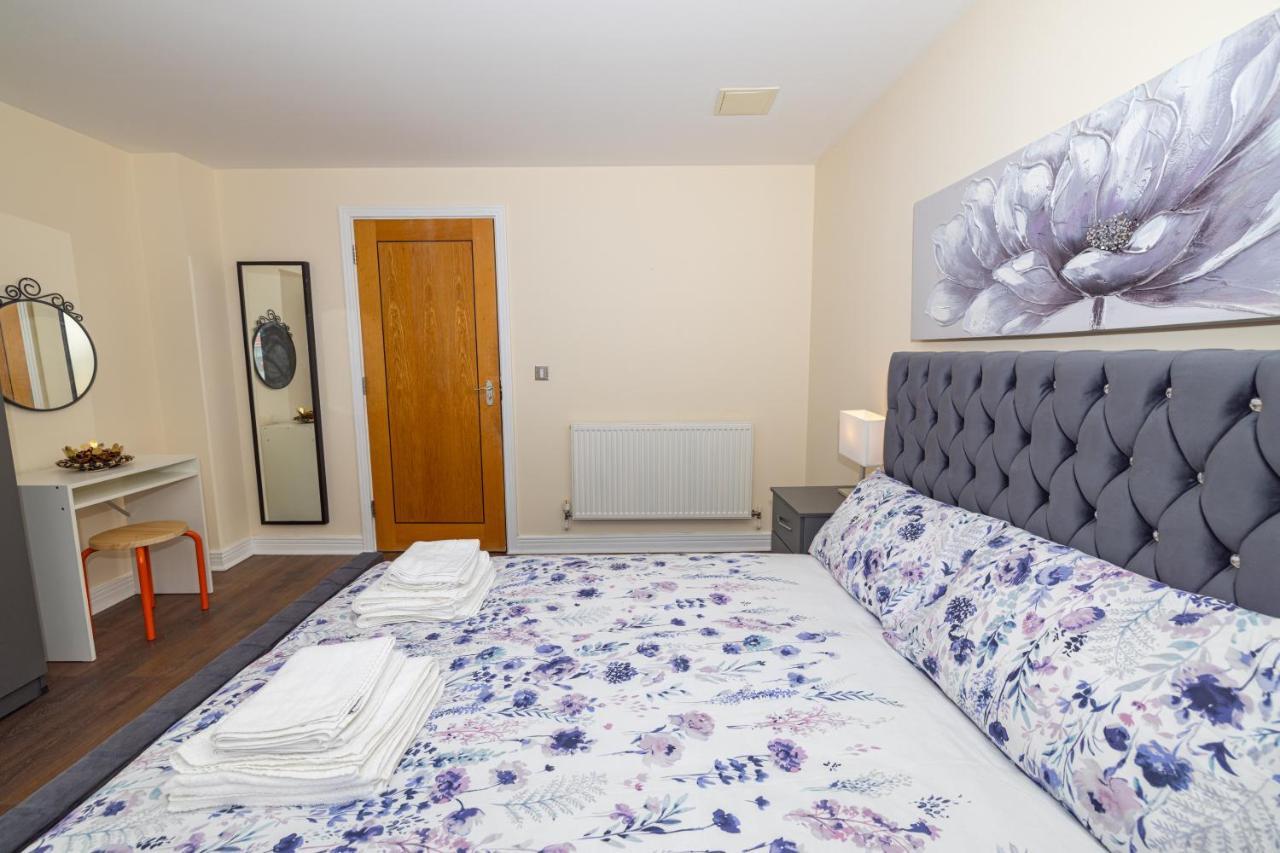 Two Bed Apartment Near Canary Wharf London Luaran gambar