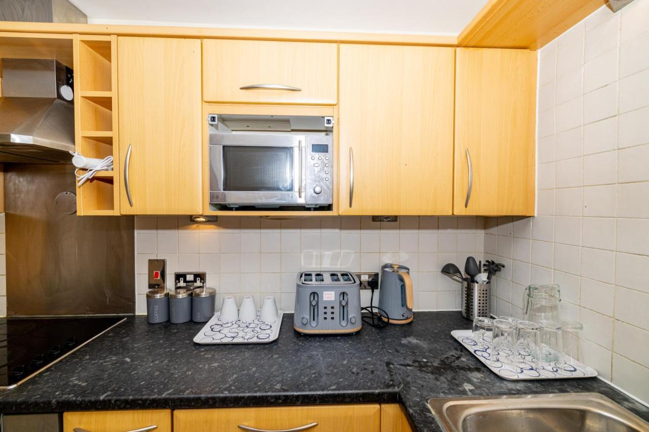 Two Bed Apartment Near Canary Wharf London Luaran gambar